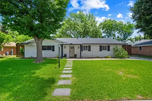 2129 Goerte Dr, Grand Prairie, TX 75051 - Photo 1
