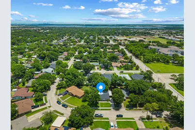 2129 Goerte Drive, Grand Prairie, TX 75051 - Photo 31