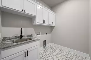 310 Mayberry Wy, Waxahachie, TX 75167 - Photo 15