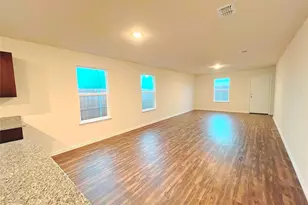 108 Goel St, Greenville, TX 75402 - Photo 7