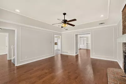 1900 Thames Drive, Arlington, TX 76017 - Photo 7
