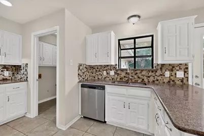 1900 Thames Drive, Arlington, TX 76017 - Photo 15