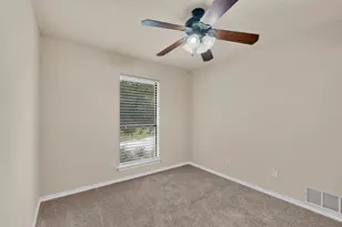 1900 Thames Dr, Arlington, TX 76017 - Photo 29