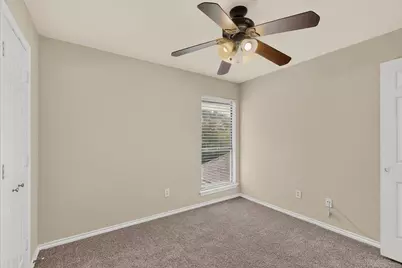 1900 Thames Drive, Arlington, TX 76017 - Photo 33