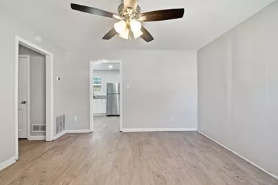 4311 Scottsdale Drive, Mesquite, TX 75150 - Photo 11