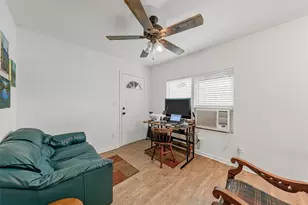 1103 E Leon St, Gatesville, TX 76528 - Photo 7