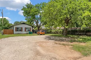 1103 E Leon St, Gatesville, TX 76528 - Photo 21