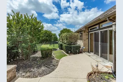 11029 Owl Creek Drive, Fort Worth, TX 76179 - Photo 3