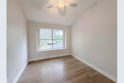 815 Ramblewood Drive, Lewisville, TX 75067 - Photo 23