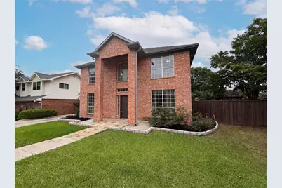 815 Ramblewood Drive, Lewisville, TX 75067 - Photo 3