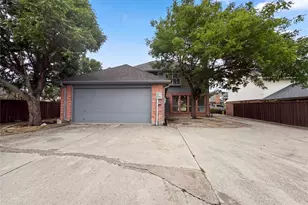 815 Ramblewood Dr, Lewisville, TX 75067 - Photo 31