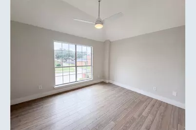 815 Ramblewood Drive, Lewisville, TX 75067 - Photo 19