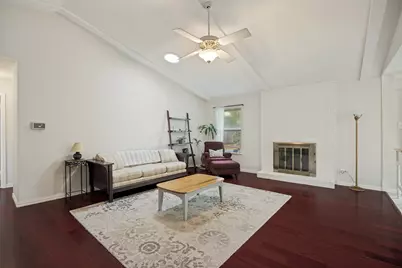 2817 Elk Grove Road, Carrollton, TX 75007 - Photo 5