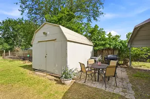 300 W Locust St, Leonard, TX 75452 - Photo 25