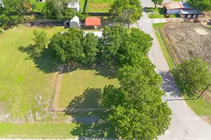 300 W Locust St, Leonard, TX 75452 - Photo 27