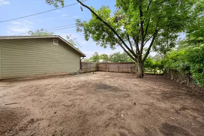 2322 W 1st Avenue, Corsicana, TX 75110 - Photo 29