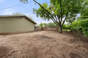 2322 W 1st Ave, Corsicana, TX 75110 - Photo 29