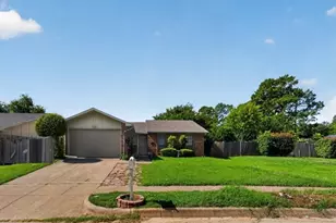 7700 Acapulco Rd, Fort Worth, TX 76112 - Photo 1
