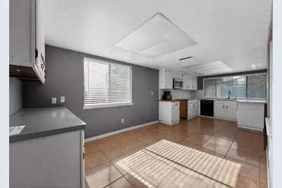 7700 Acapulco Road, Fort Worth, TX 76112 - Photo 9