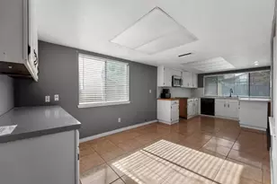 7700 Acapulco Rd, Fort Worth, TX 76112 - Photo 9