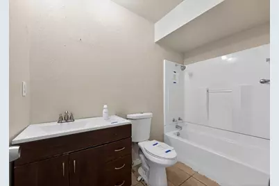 7700 Acapulco Road, Fort Worth, TX 76112 - Photo 23