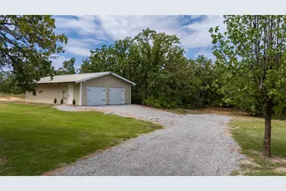 1704 County Road 3555, Paradise, TX 76073 - Photo 19