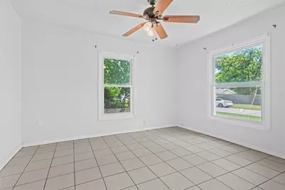 1015 Wilshire Boulevard, Arlington, TX 76012 - Photo 13
