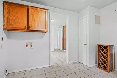 1015 Wilshire Boulevard, Arlington, TX 76012 - Photo 5