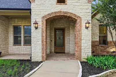 1040 Lighthouse Court, Grand Prairie, TX 75104 - Photo 3