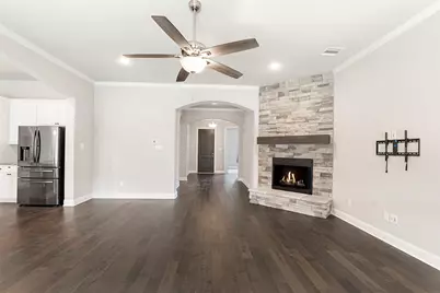 1953 Silver Falls Drive, Burleson, TX 76028 - Photo 5