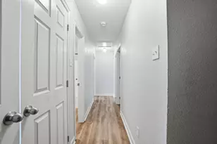 202 Creek Cove Dr, Dallas, TX 75217 - Photo 21