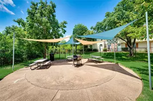 36 W Creek Ln, Grand Prairie, TX 75052 - Photo 19