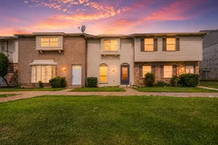 36 W Creek Ln, Grand Prairie, TX 75052 - Photo 1