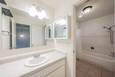 36 W Creek Lane, Grand Prairie, TX 75052 - Photo 9
