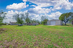 1350 Co Rd 414, Jonesboro, TX 76538 - Photo 21