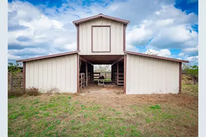 1350 County Road 414, Jonesboro, TX 76538 - Photo 33