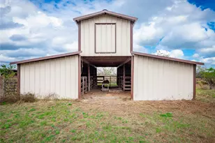 1350 Co Rd 414, Jonesboro, TX 76538 - Photo 33
