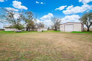 1350 Co Rd 414, Jonesboro, TX 76538 - Photo 35
