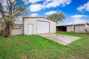 1350 Co Rd 414, Jonesboro, TX 76538 - Photo 27