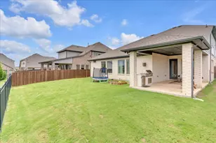 1808 Cedar Bluff Pkwy, Mansfield, TX 76063 - Photo 35