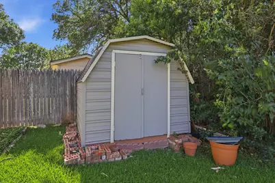1516 Lamplighter Lane, Edgecliff Village, TX 76134 - Photo 31