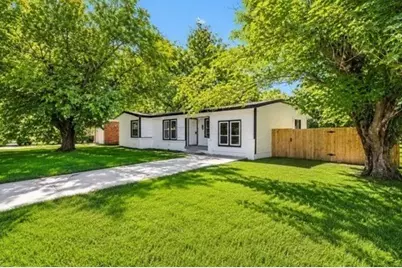 5400 Purington Avenue, Fort Worth, TX 76112 - Photo 3