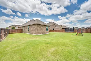 3660 Twin Pines Dr, Grand Prairie, TX 76065 - Photo 35