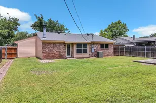 6208 Kary Lynn Dr S, Watauga, TX 76148 - Photo 33