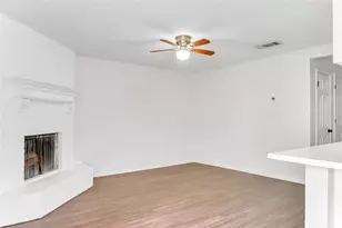 6208 Kary Lynn Dr S, Watauga, TX 76148 - Photo 29