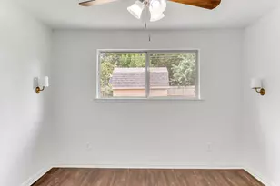 6208 Kary Lynn Dr S, Watauga, TX 76148 - Photo 31