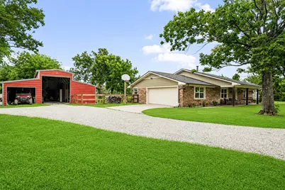 336 Meadows Estate Street, Tom Bean, TX 75491 - Photo 3