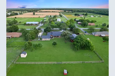 336 Meadows Estate Street, Tom Bean, TX 75491 - Photo 35