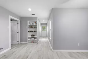 336 Meadows Estate St, Tom Bean, TX 75491 - Photo 19