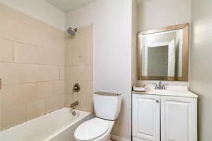 3219 N Winnetka Ave, Dallas, TX 75212 - Photo 9